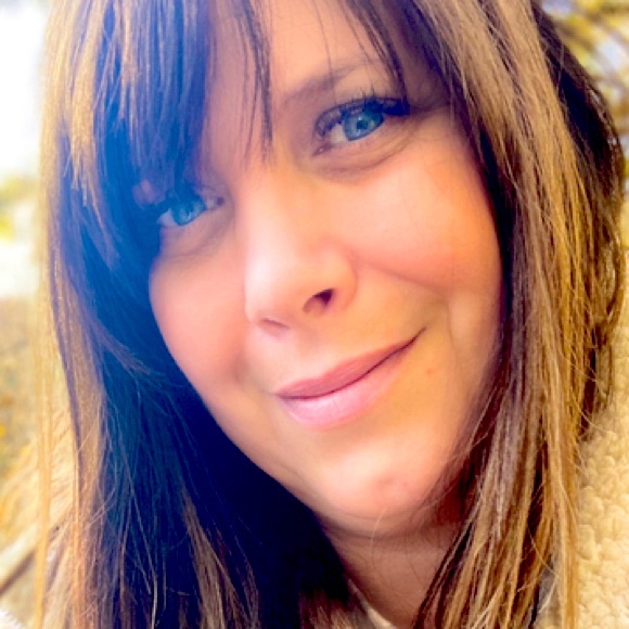 Meet your Posher, Jacqui - Picture 1 of 1